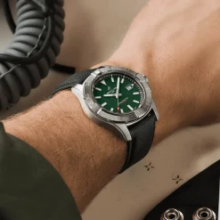 Avenger Automatic 42