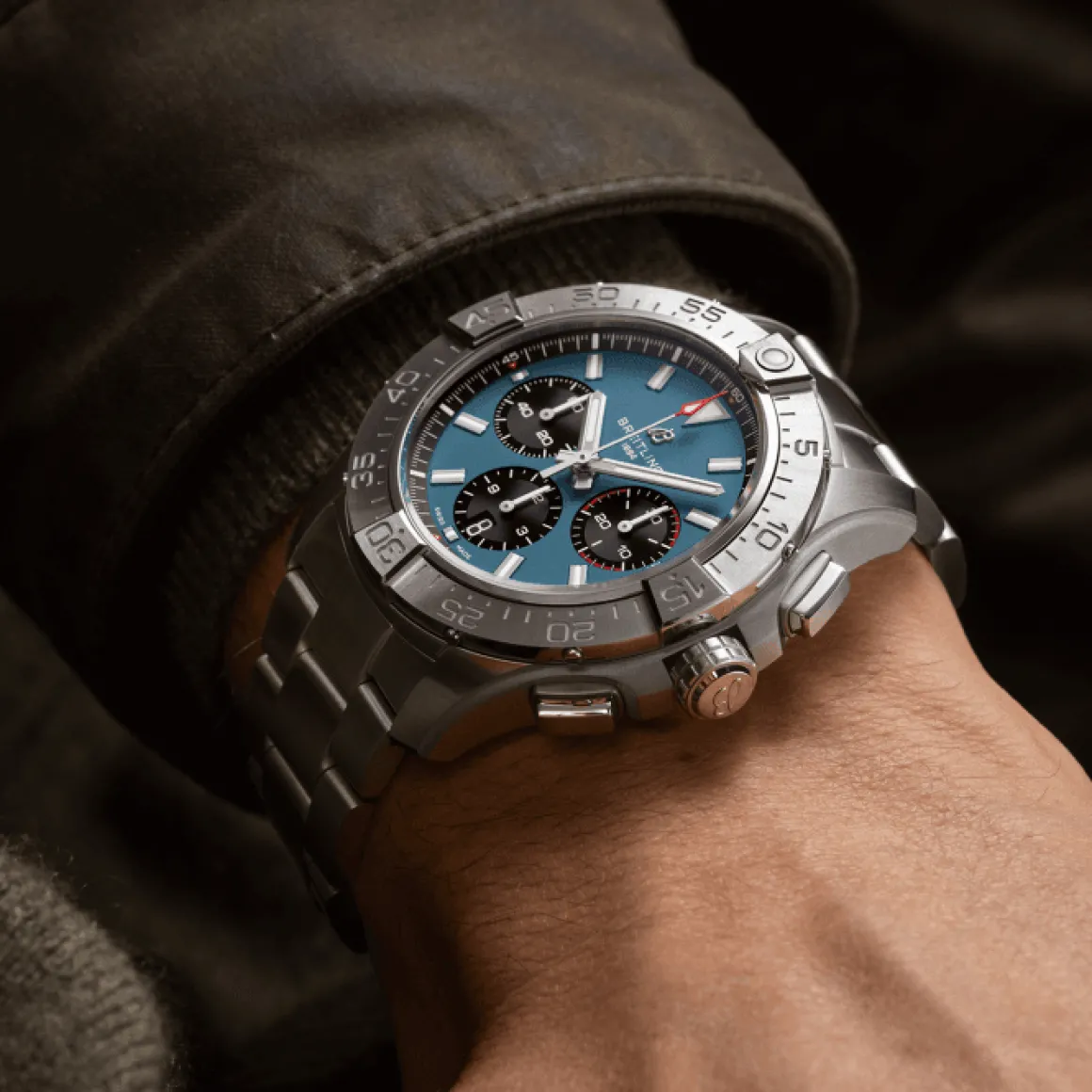 Avenger B01 Chronograph 44