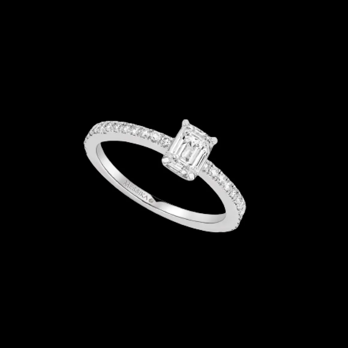 BAGUE DIAMANT PLATINE SOLITAIRE EMERAUDE PAVÉ