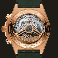 Chronomat B01 42 Giannis Antetokounmpo
