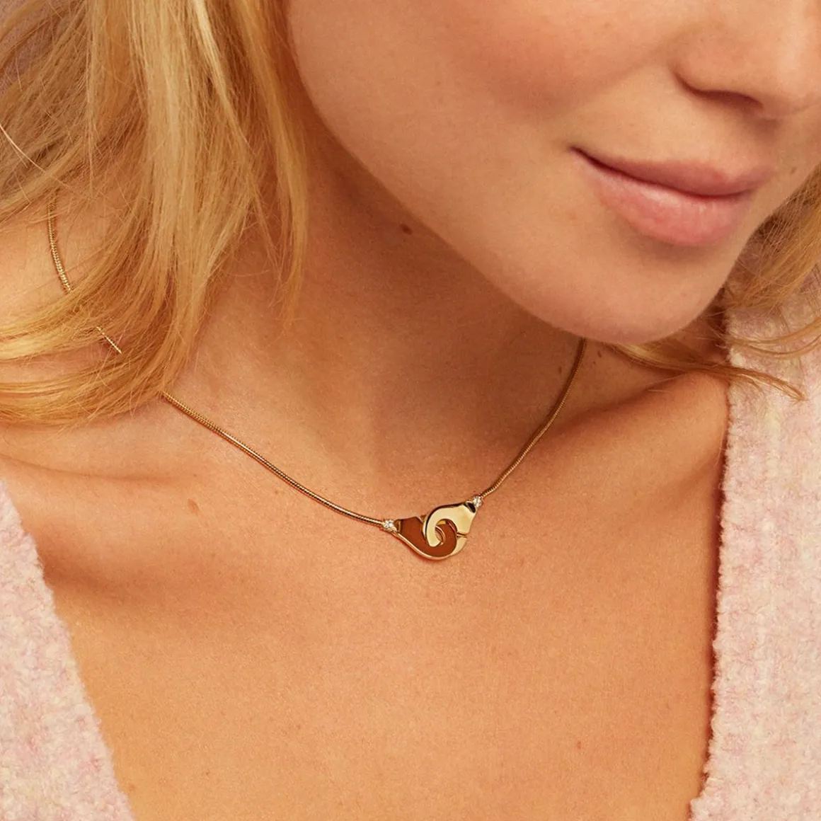 Collier Menottes dinh van R12 or jaune et diamants