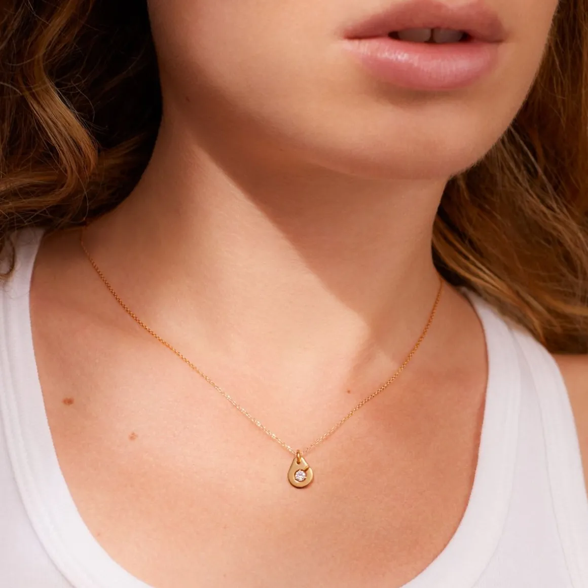 Collier Menottes dinh van R8 or jaune et diamant