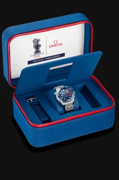 DIVER 300M- CO-AXIAL MASTER CHRONOMETER CHRONOGRAPH 44 MM