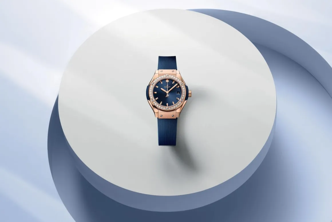 King Gold Blue Diamonds 29MM