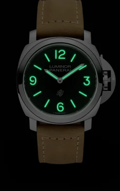Luminor Base Logo - 44mm