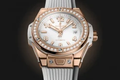 One Click King Gold White Diamonds 33MM