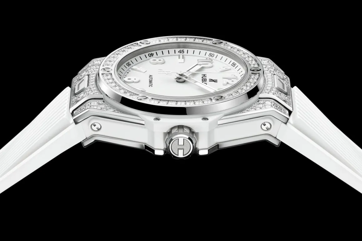 One Click Steel White Pavé 39MM