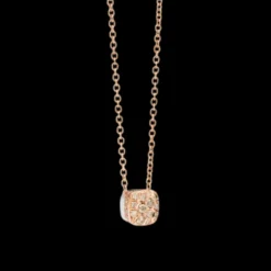 Pendentif Avec Chaîne Nudo