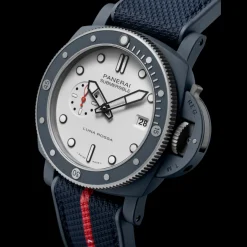 Submersible QuarantaQuattro Luna Rossa Ti-Ceramitech™