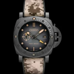 Submersible QuarantaQuattro GMT Navy SEALs Carbotech