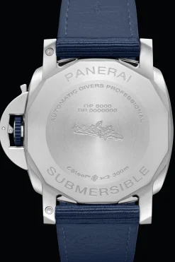 Submersible QuarantaQuattro eSteel™ Blu Profondo