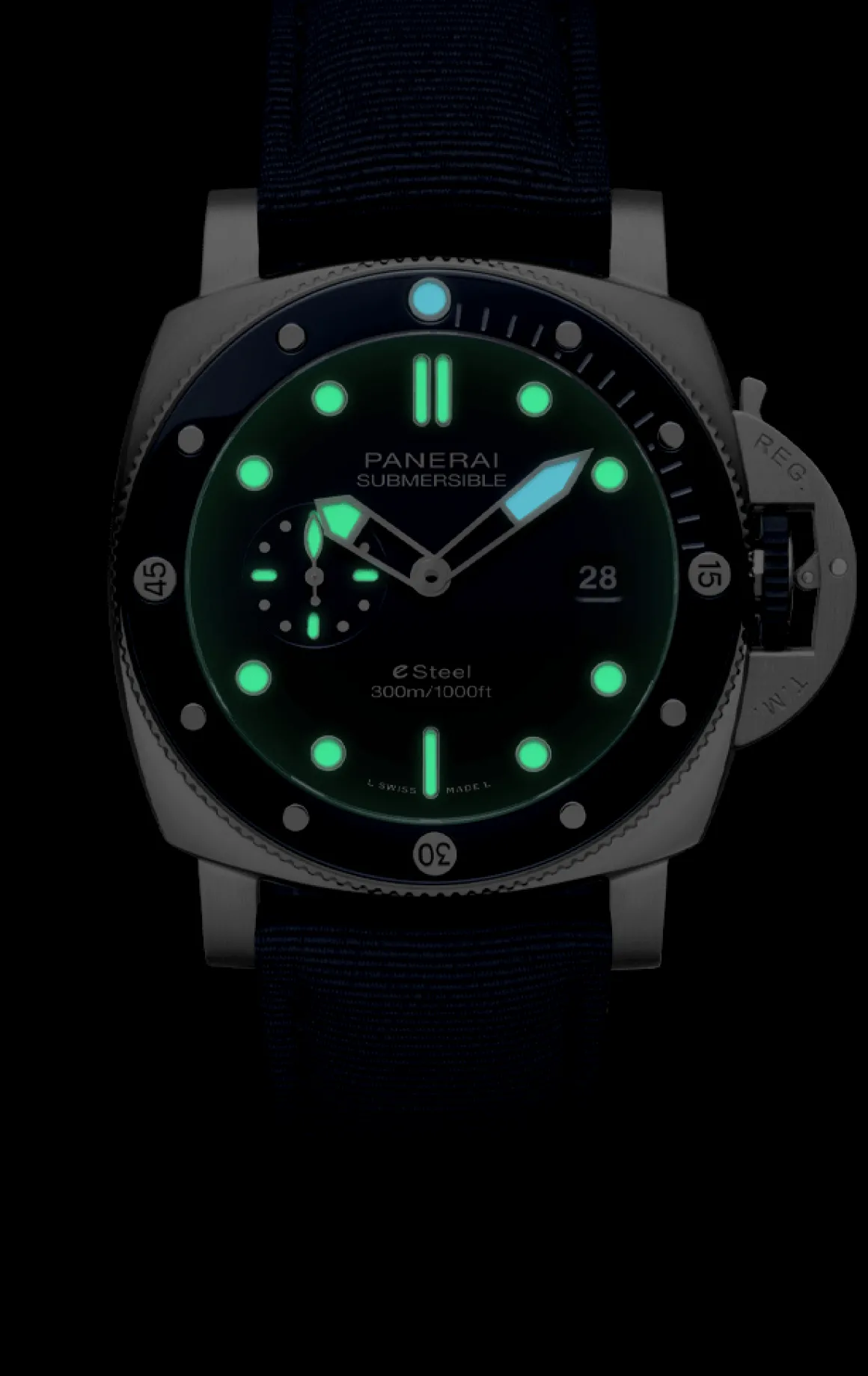 Submersible QuarantaQuattro eSteel™ Blu Profondo