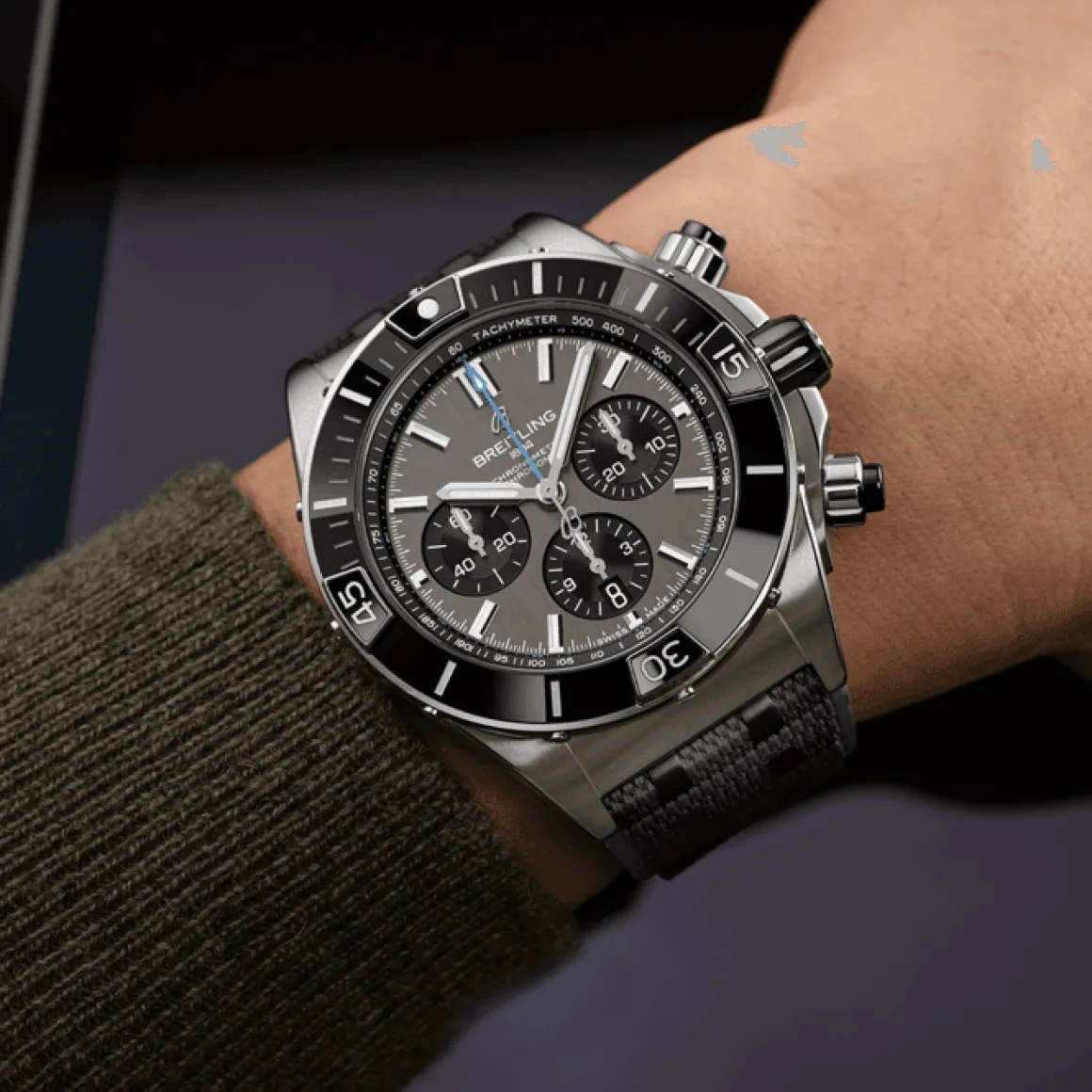 Super Chronomat B01 44