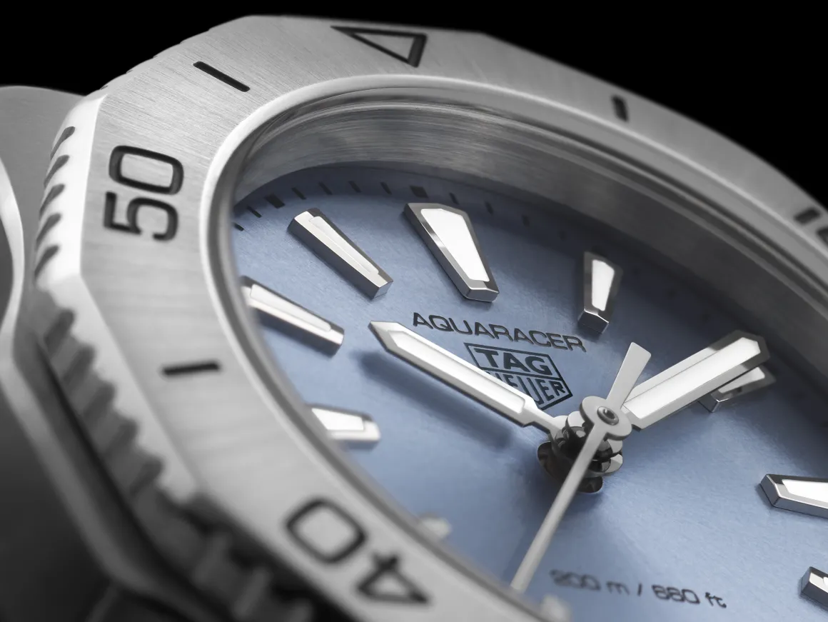 TAG Heuer Aquaracer Professional 200 30mm Quartz