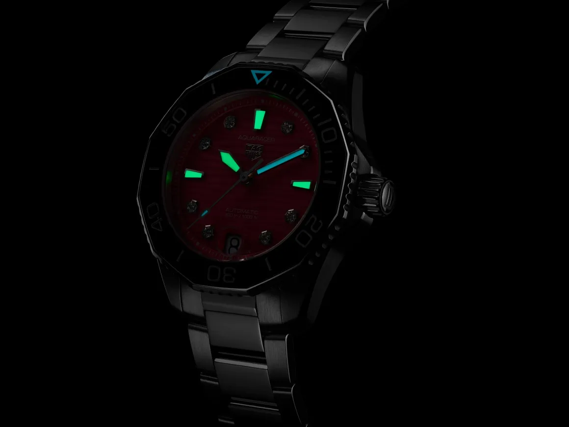 TAG HEUER AQUARACER PROFESSIONAL 300