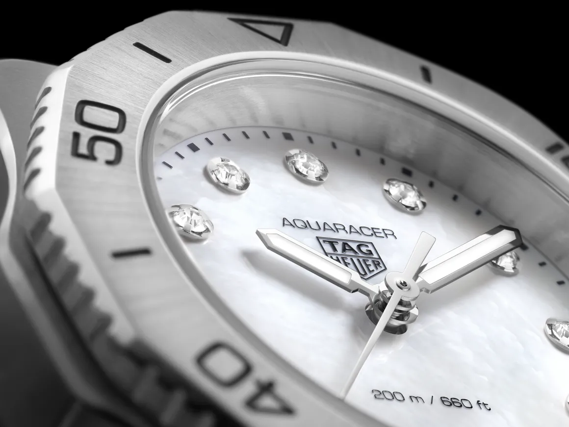 TAG Heuer Aquaracer Professional 200 30mm Quartz