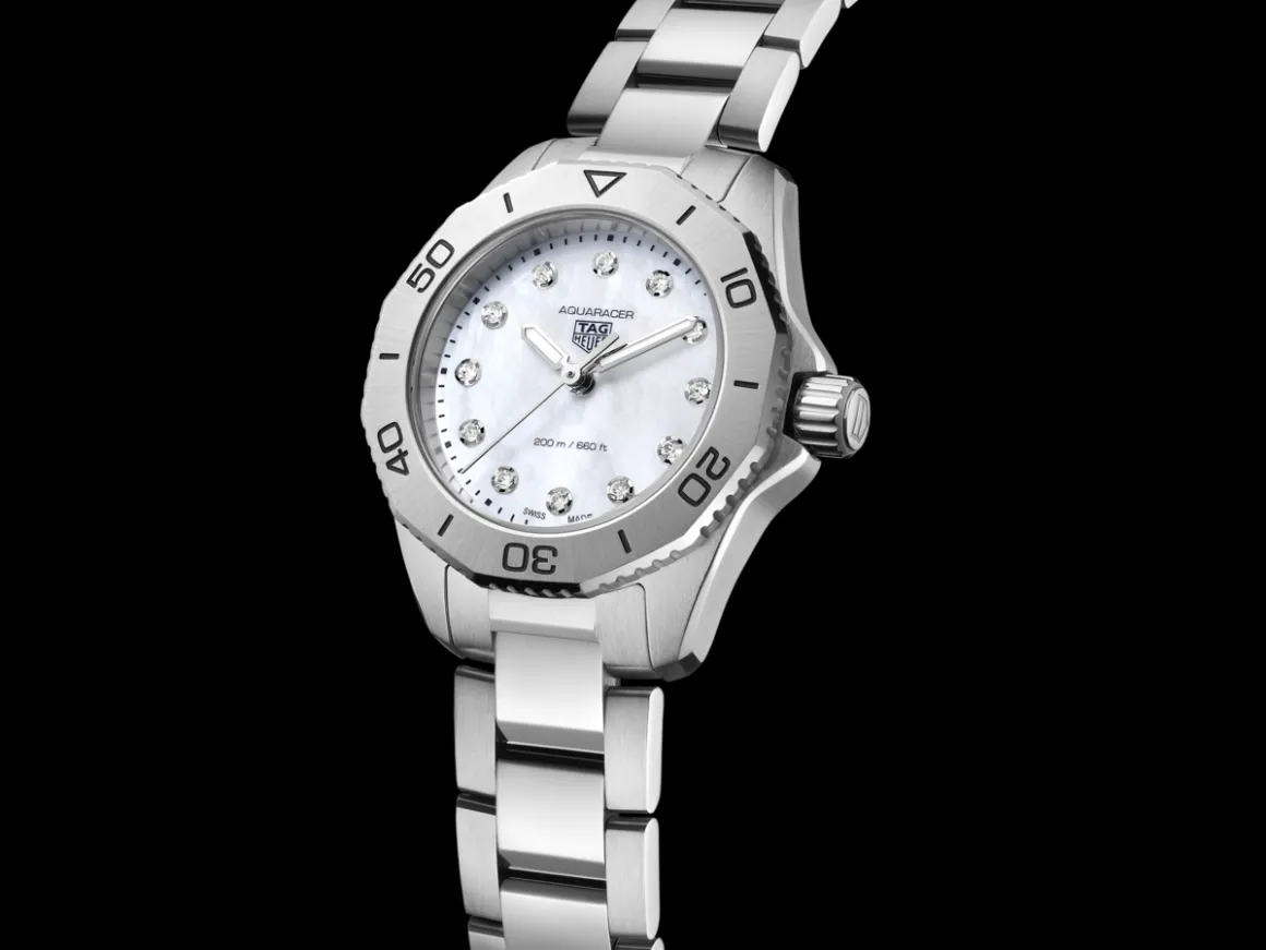 TAG Heuer Aquaracer Professional 200 30mm Quartz