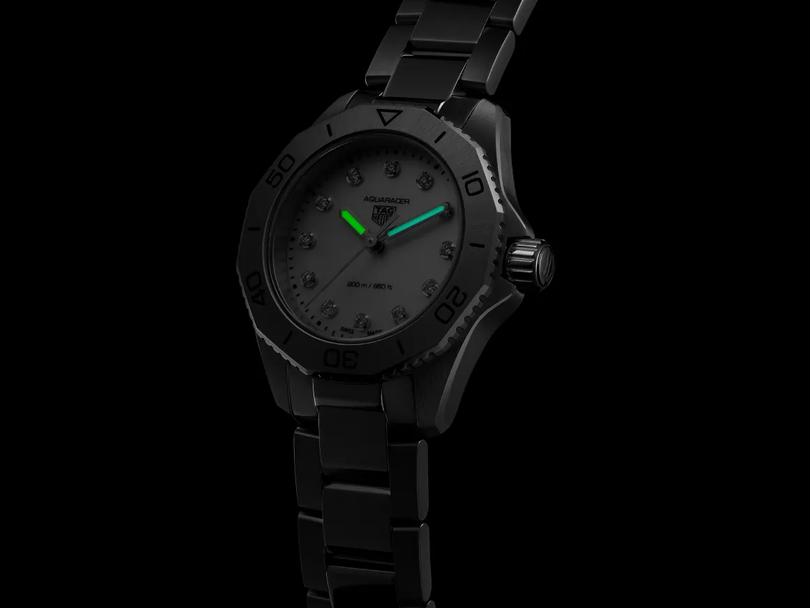 TAG Heuer Aquaracer Professional 200 30mm Quartz