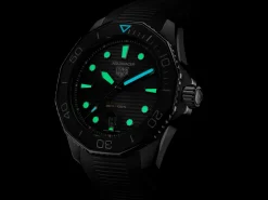 TAG HEUER AQUARACER PROFESSIONAL 300