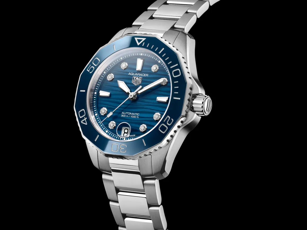 TAG HEUER AQUARACER PROFESSIONAL 300