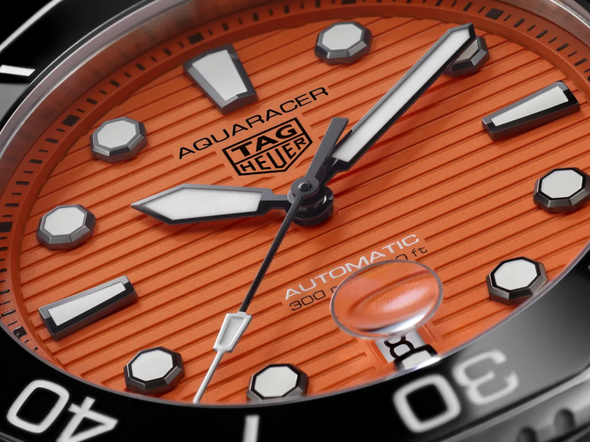 TAG Heuer Aquaracer Professional 300 Orange Diver