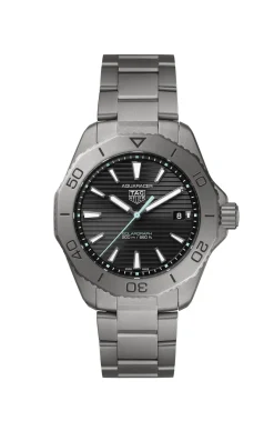 TAG Heuer Aquaracer Professional 200 Solargraph
