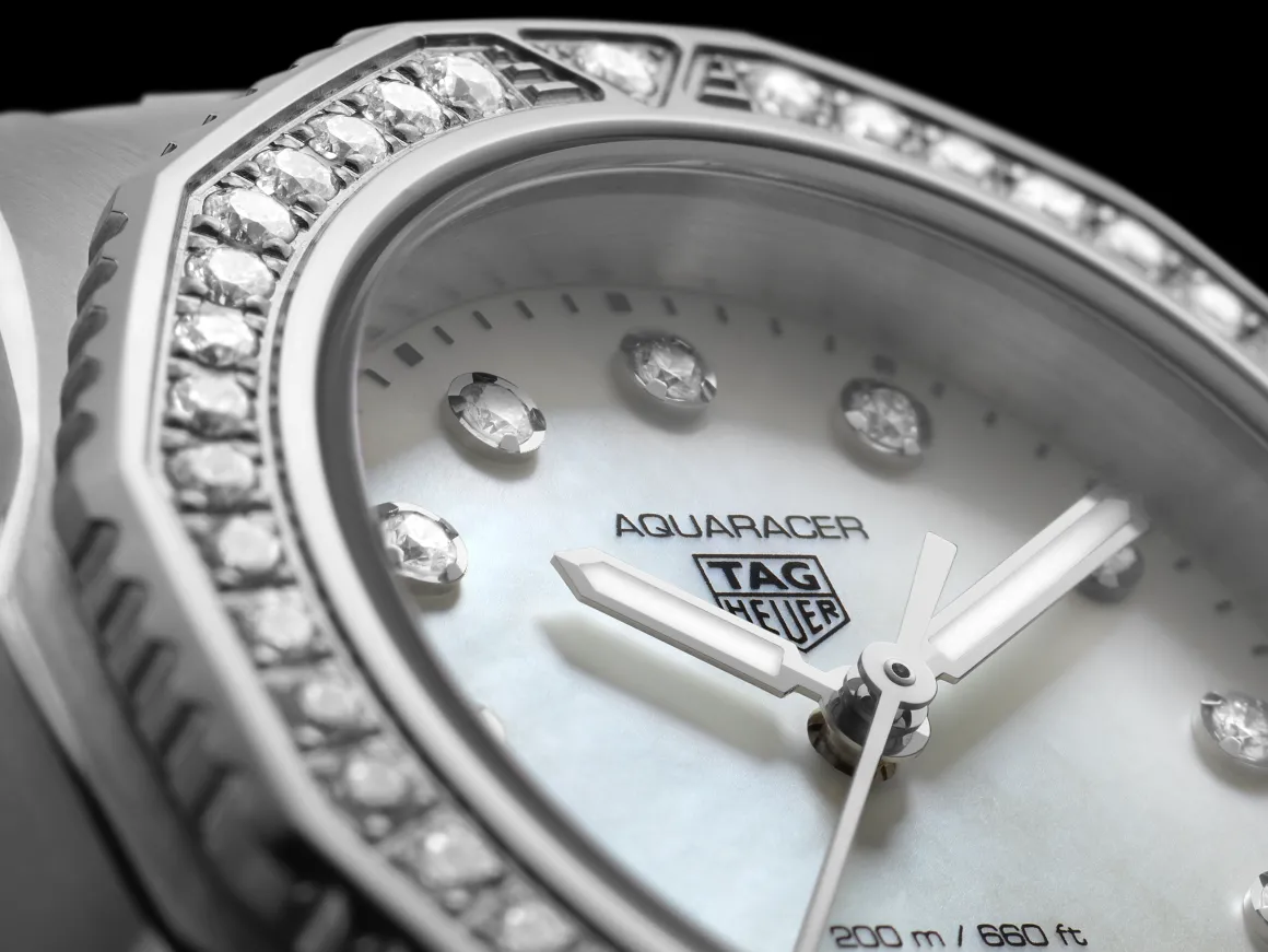 TAG Heuer Aquaracer Professional 200 30mm Quartz