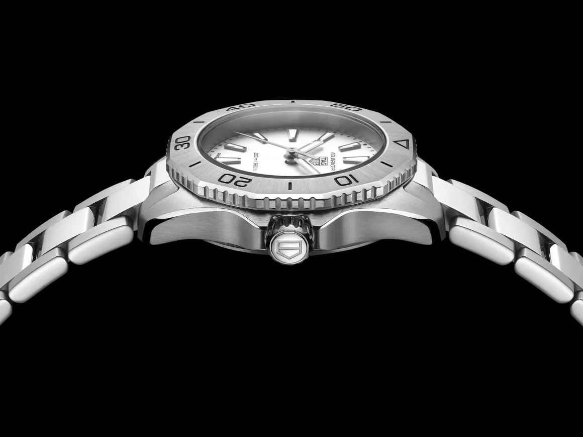 TAG Heuer Aquaracer Professional 200 30mm Quartz