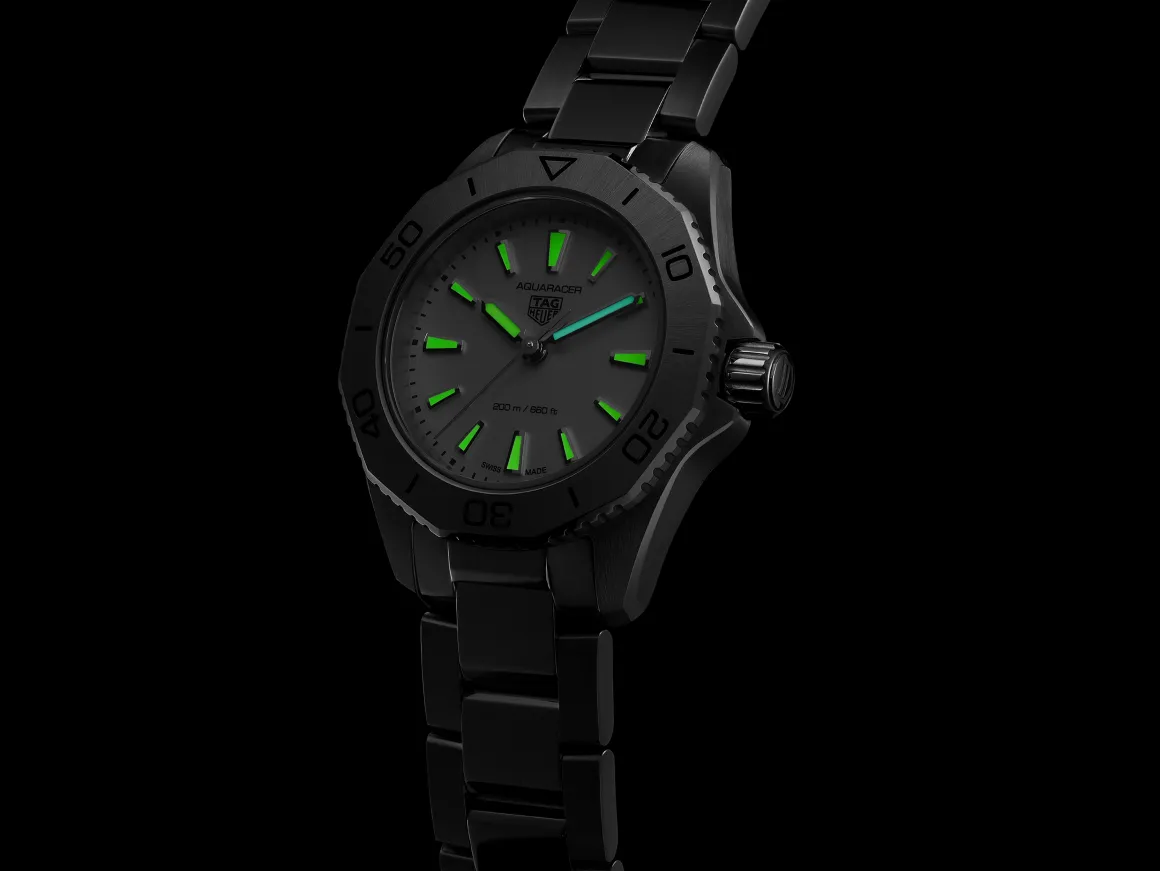 TAG Heuer Aquaracer Professional 200 30mm Quartz