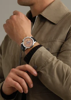 Traditionnelle quantième perpétuel chronographe